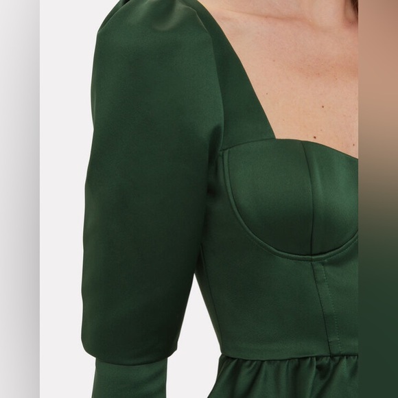 FLASH SALE NEW Self-Portrait Size 8 Asymmetric Green Duchess Satin Top - Picture 3 of 11